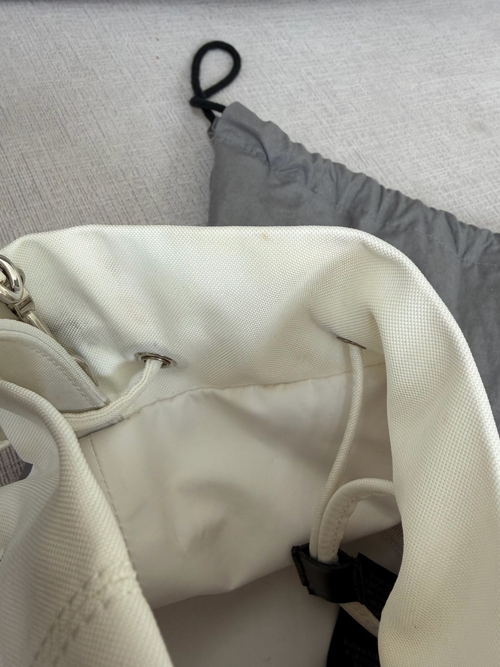 Balenciaga White Canvas Drawstring Bucket Bag with Black Logo - Picture 7 of 9